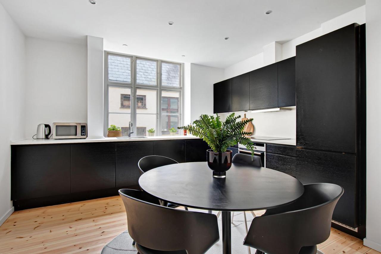 Sanders Square - Spacious Six-Bedroom Apartment Near Amalienborg Κοπεγχάγη Εξωτερικό φωτογραφία
